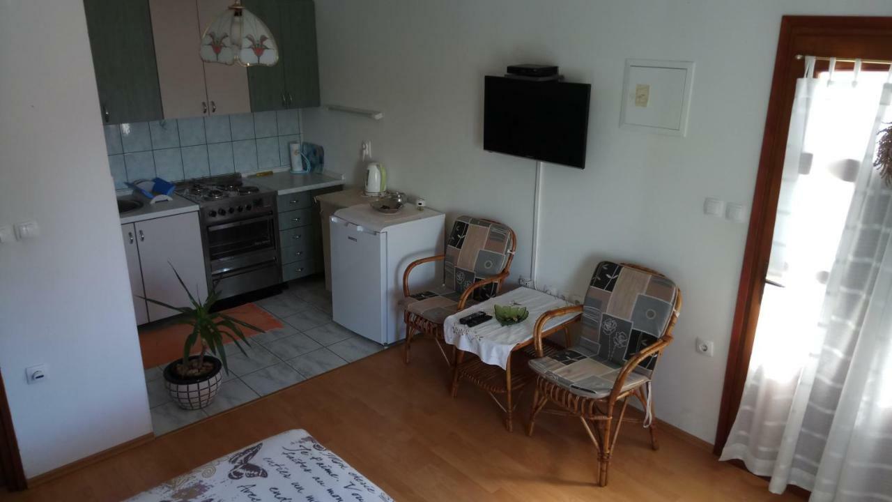 Apartments Stivic ปิเนซิตซี ภายนอก รูปภาพ